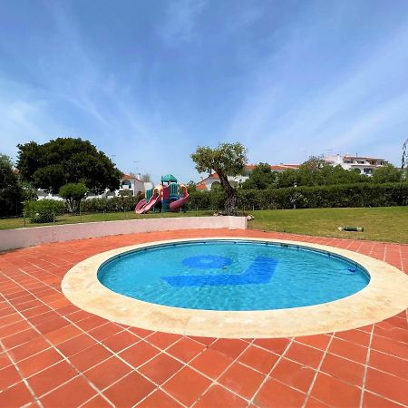 Appartamento Albufeira Twins 2 With Pool By Homing Esterno foto