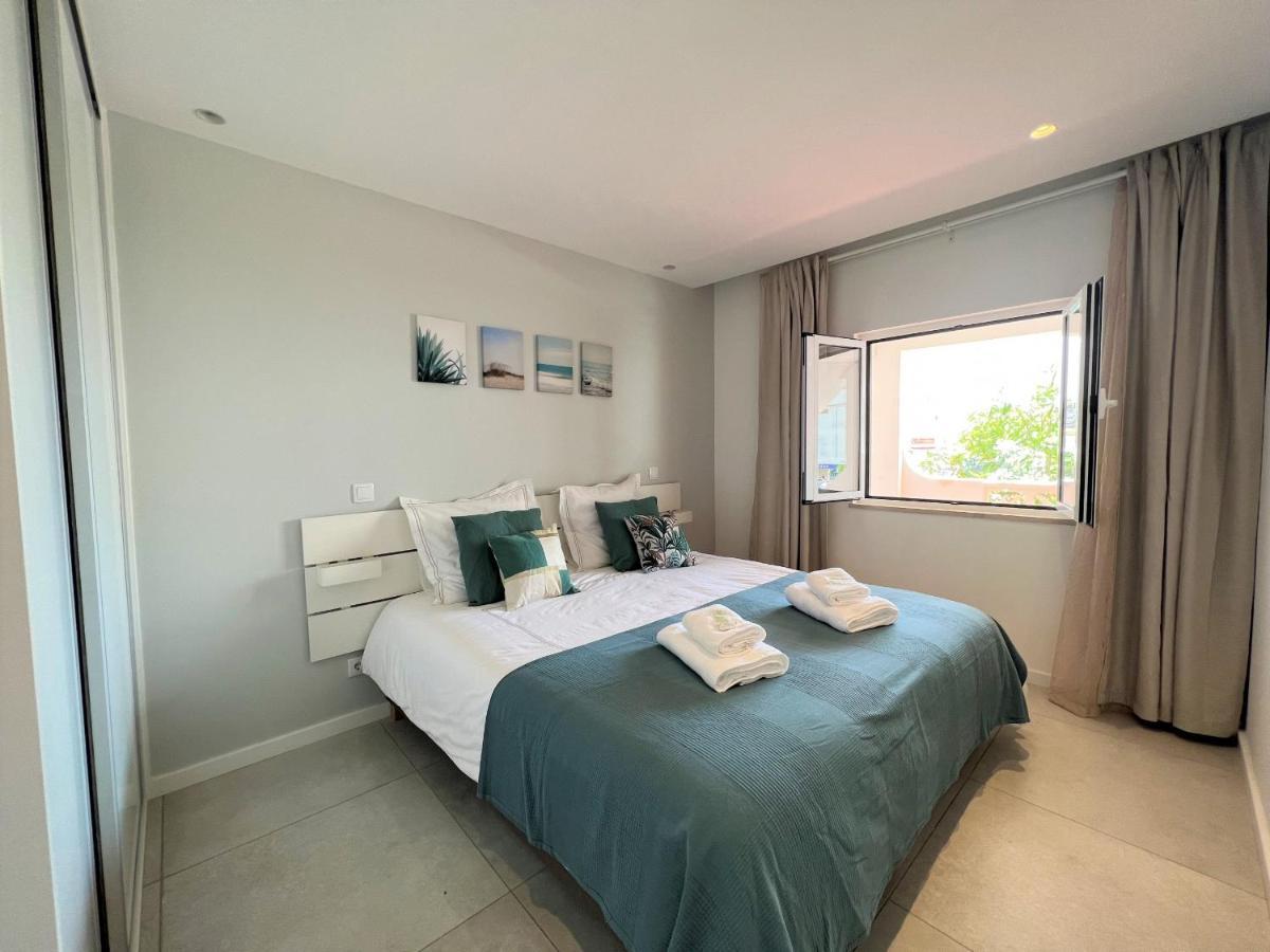 Appartamento Albufeira Twins 2 With Pool By Homing Esterno foto